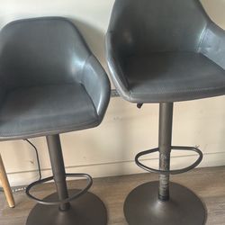 Bar Stools- Must go Today!!!! $10!