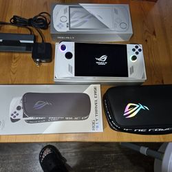 ASUS ROG Ally 7" 120Hz FHD 1080p Gaming Handheld Touchscreen AMD Ryzen Z1 Extreme 16GB RAM 512GB White