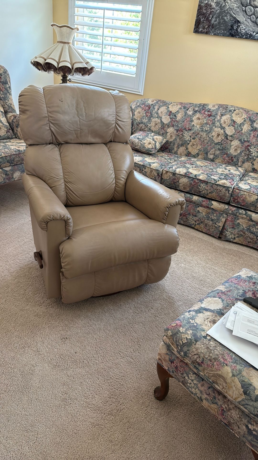2 Matching Recliners