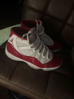 Jordan 11 cherry