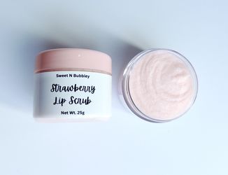 Strawberry whipped Lip Scrub