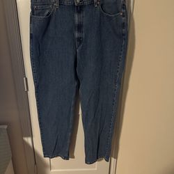 Men’s Levi’s 550 Jeans 42W 34L