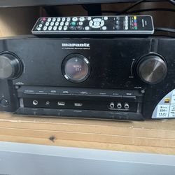 Marantz Receiver & PSB Surround Speaker Set