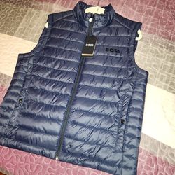 Hugo BOSS ultra lightweight puffer vest jacket mens size Medium Large NWT