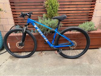 Trek Marlin Mountain Bine Bundle