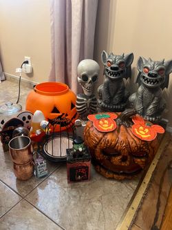Halloween lot must buy all