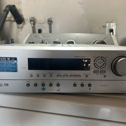 Onkyo 600 W Home Amplifier $40