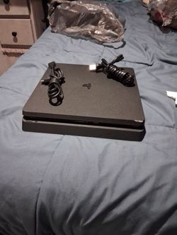 Slim Play station  4