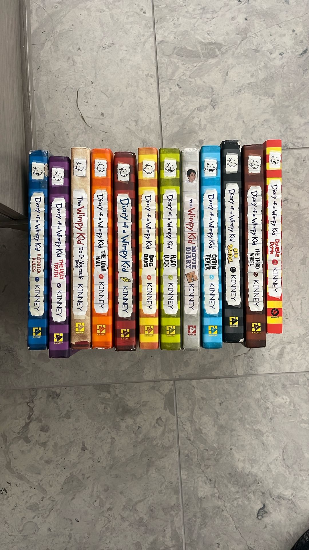 12 Diary Of A Wimpy Kid Books