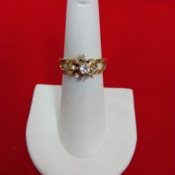 14k Gold Diamond Ring 
