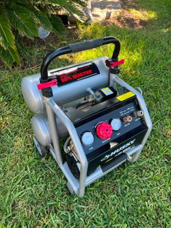 Husky
4.5 Gal. 175 PSI Portable Electric Oil-Free Quiet Twin Stack Jobsite Air Compressor w/Rubber Wheels and 2-Quick Couplers