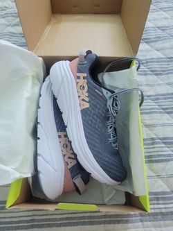 Hoka Women 7.5 Rincon