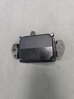 TOYOTA/LEXUS FRONT CRUISE CONTROL DISTANCE RADAR SENSOR