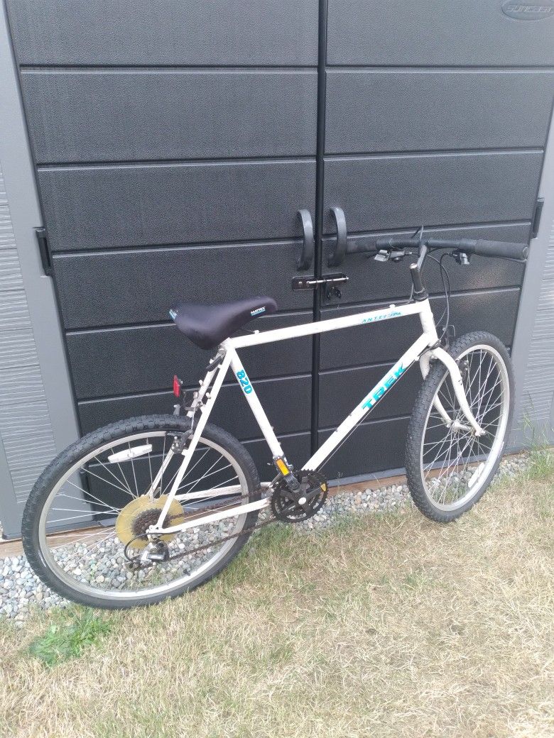 Trek 820 Antelope Mountain Bike