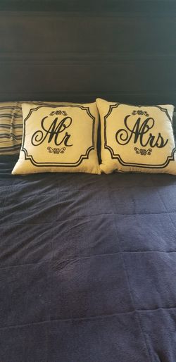 Couch pillows