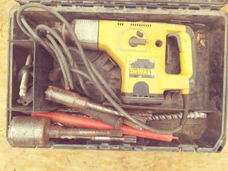 DeWalt hammer drill with bits