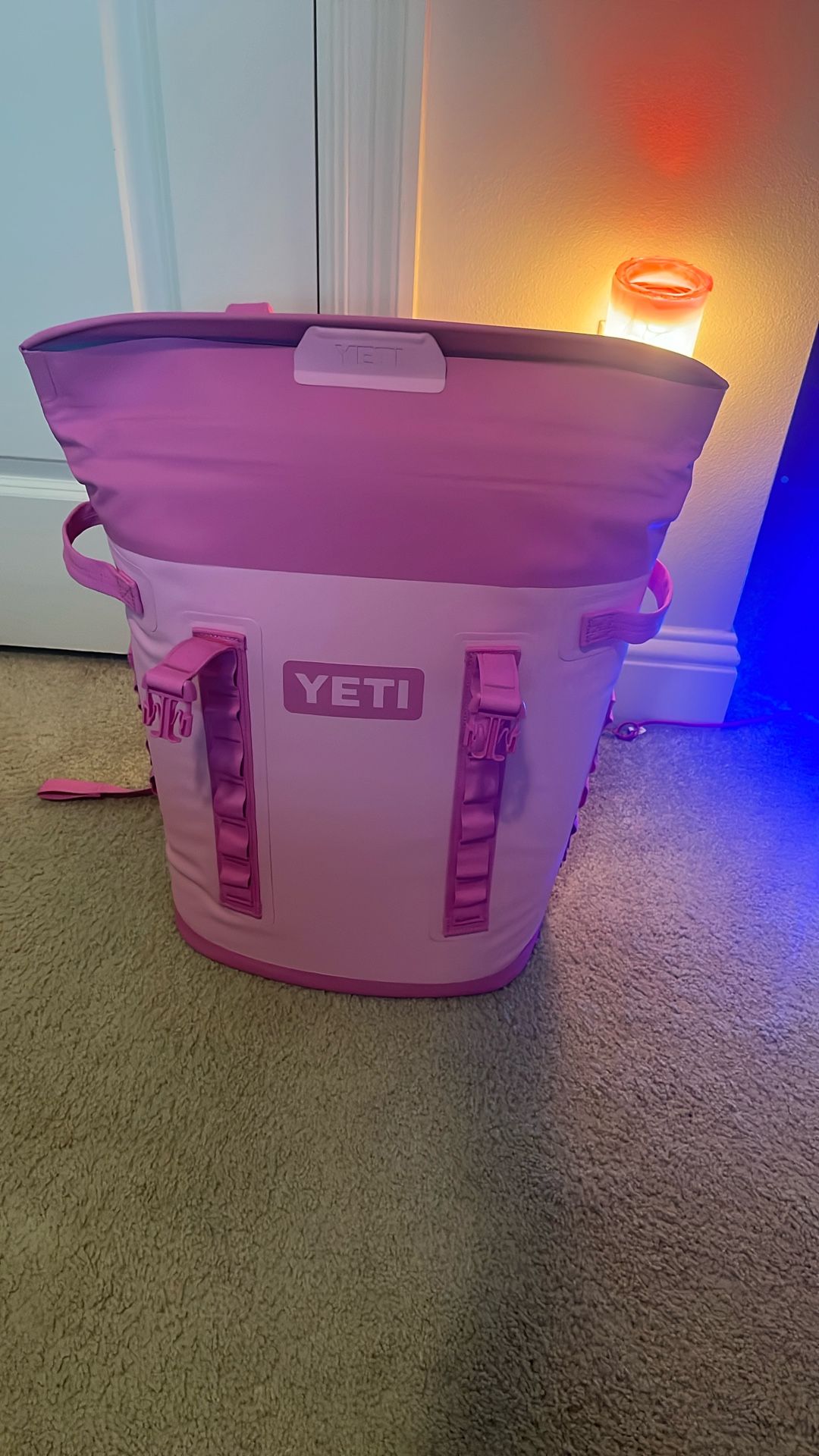 YETI Hopper Pink