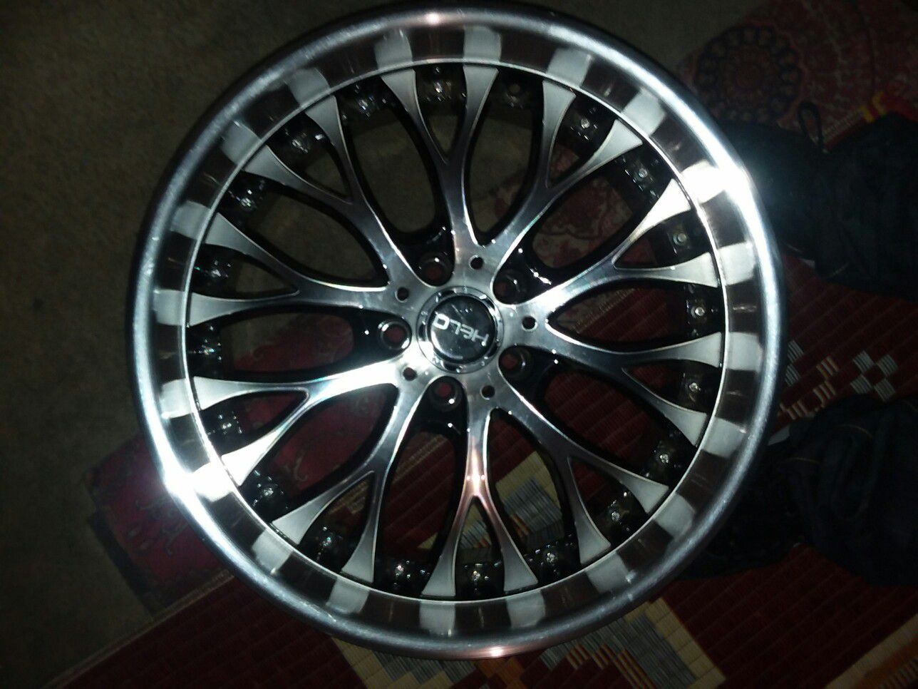 Helo machine face rims chrome glossy black 20inches 3.5mm offset 04 Altima 2.5s new not in the box