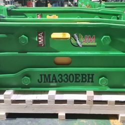 Excavator CAT 330 JMA330EBH Open Hammer. It Fits with 25-35 Tons Machine.