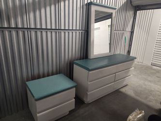 PRICE IS NEGOTIABLE / DELIVERY FOR AN EXTRA FEE / DRESSER WITH MIRROR AND NIGHTSTAND