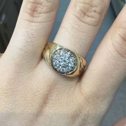 14K Gold Cluster Men’s Fashion Ring With Diamonds 