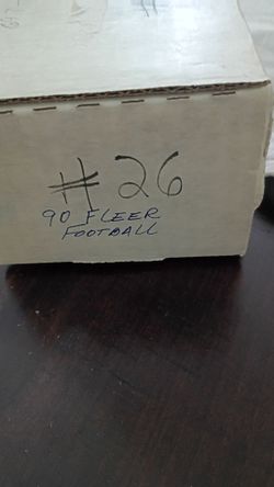 Vintage Football Cards:  1990 Fleet