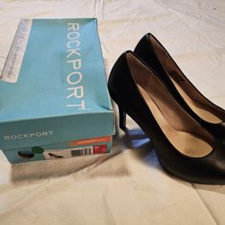 Brand New Rockport Seven To 7 Black Pump Heels Size 8