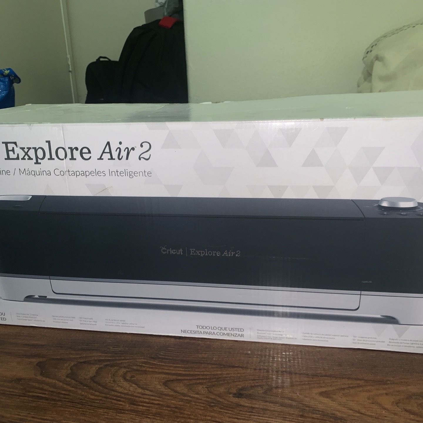 Cricut explore air 2 machine for Sale in Houston, TX - OfferUp