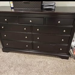 Stanley Made In USA Dresser