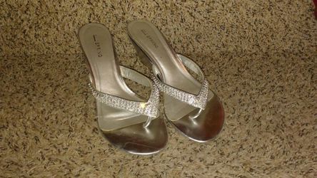 Size 8 small wedge