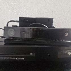 Xbox One With Kinect