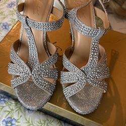 Zapatos En Buenas Condiciones 7.5