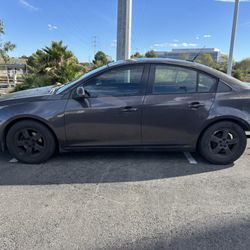 2014 Chevrolet Cruze - $3,580