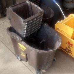 3 Bucket Mops