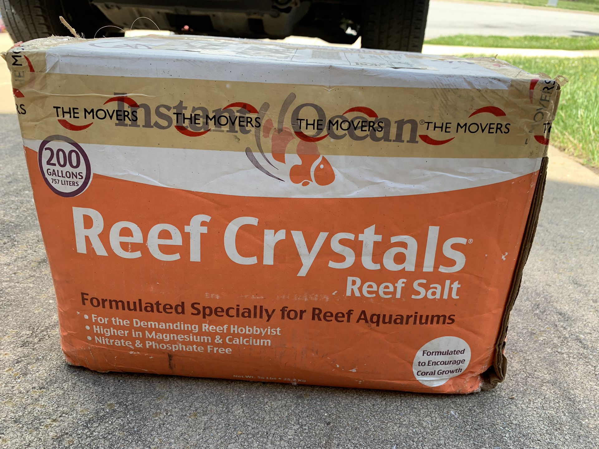 NEW Box Of Reef Crystals reef salt (200 Gallons)
