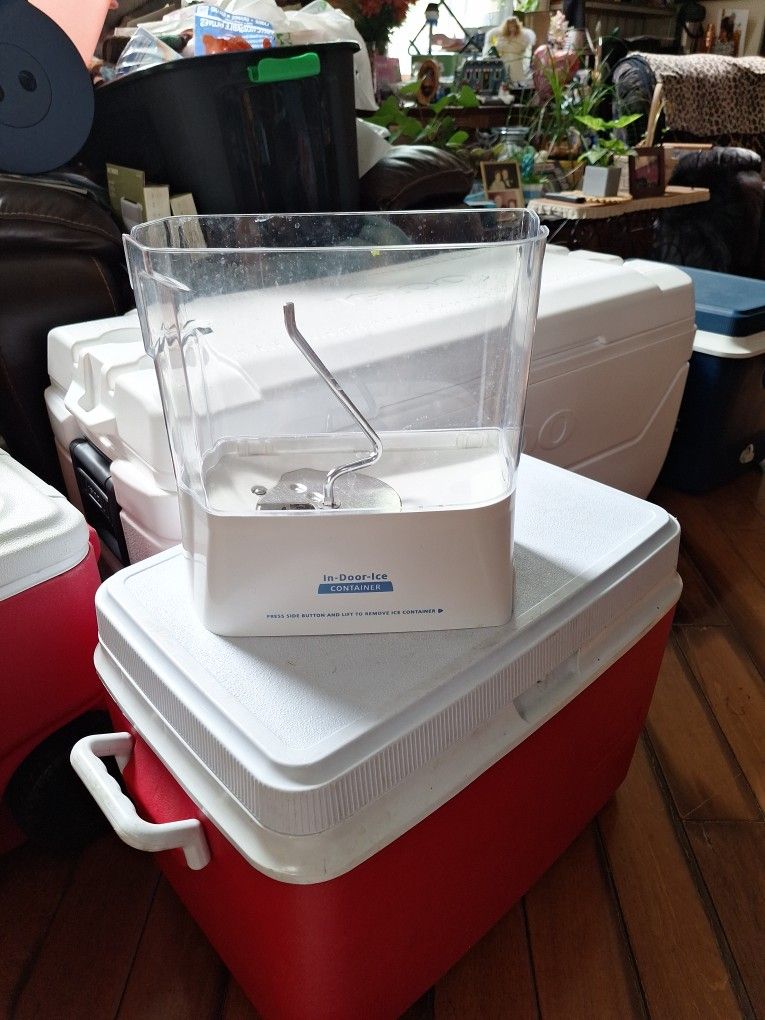 Whirlpool Ice Maker Container