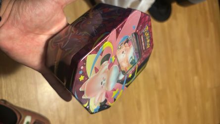 Clefable tin
