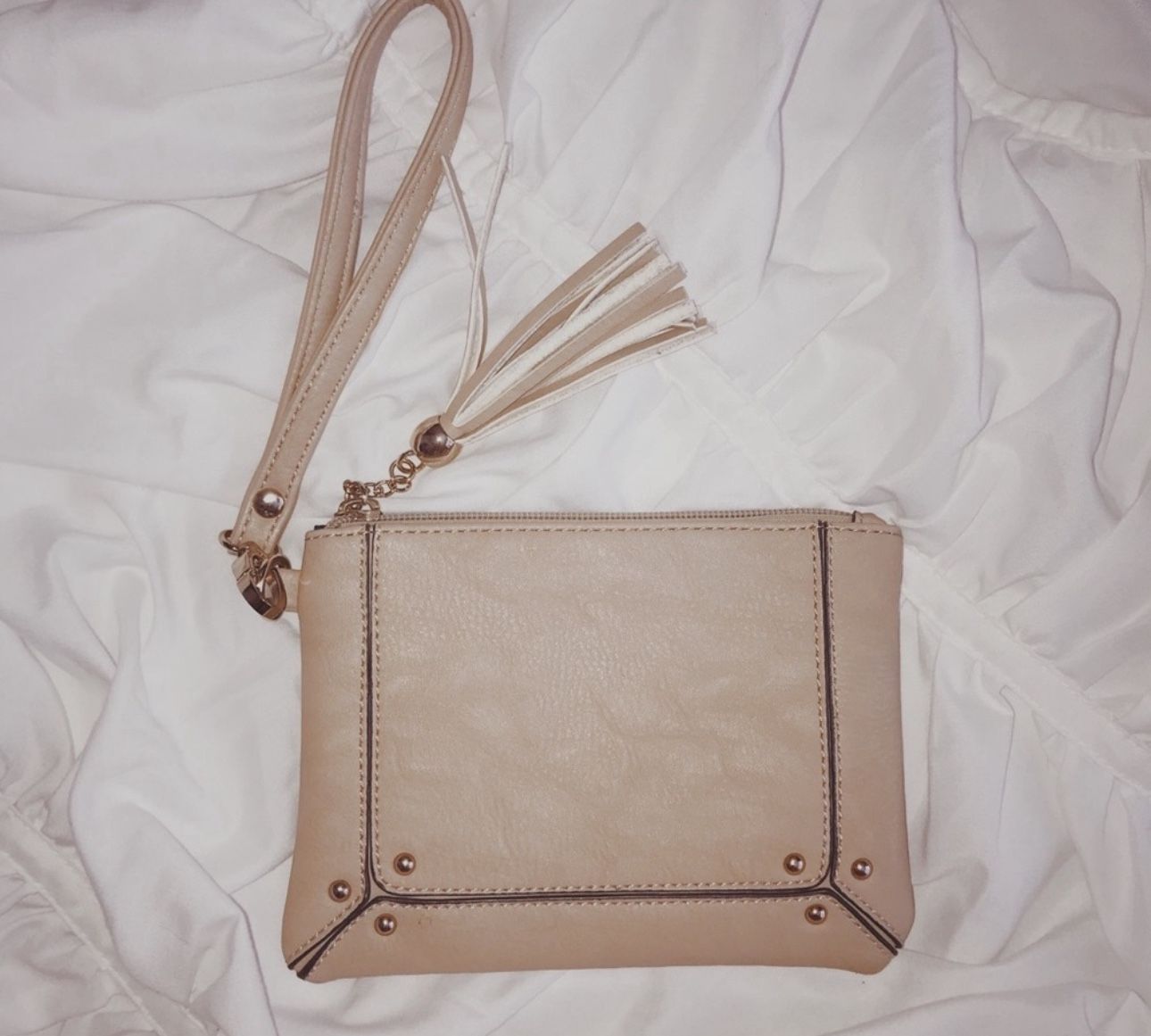Wristlet Clutch -Tan Zipper w/Tassel - Black Interior 7" x 5" Charming Charlie