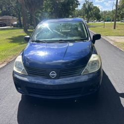 Nissan Versa 2009 Clean 