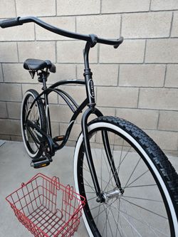 26" Schwinn Beach Cruiser