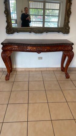 Table set carved wood used in good cond (plus various items)