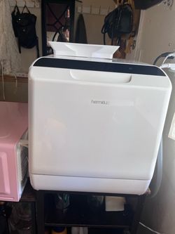 Mini dishwasher