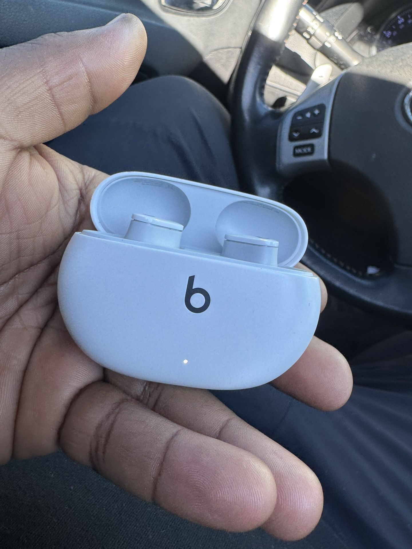 Beats Earbuds Studio Plus