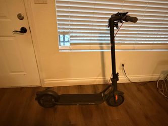 ELECTRIC SCOOTER