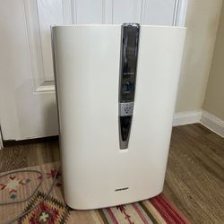 SHARP/  Air Purifier and Humidifier with Plasmacluster