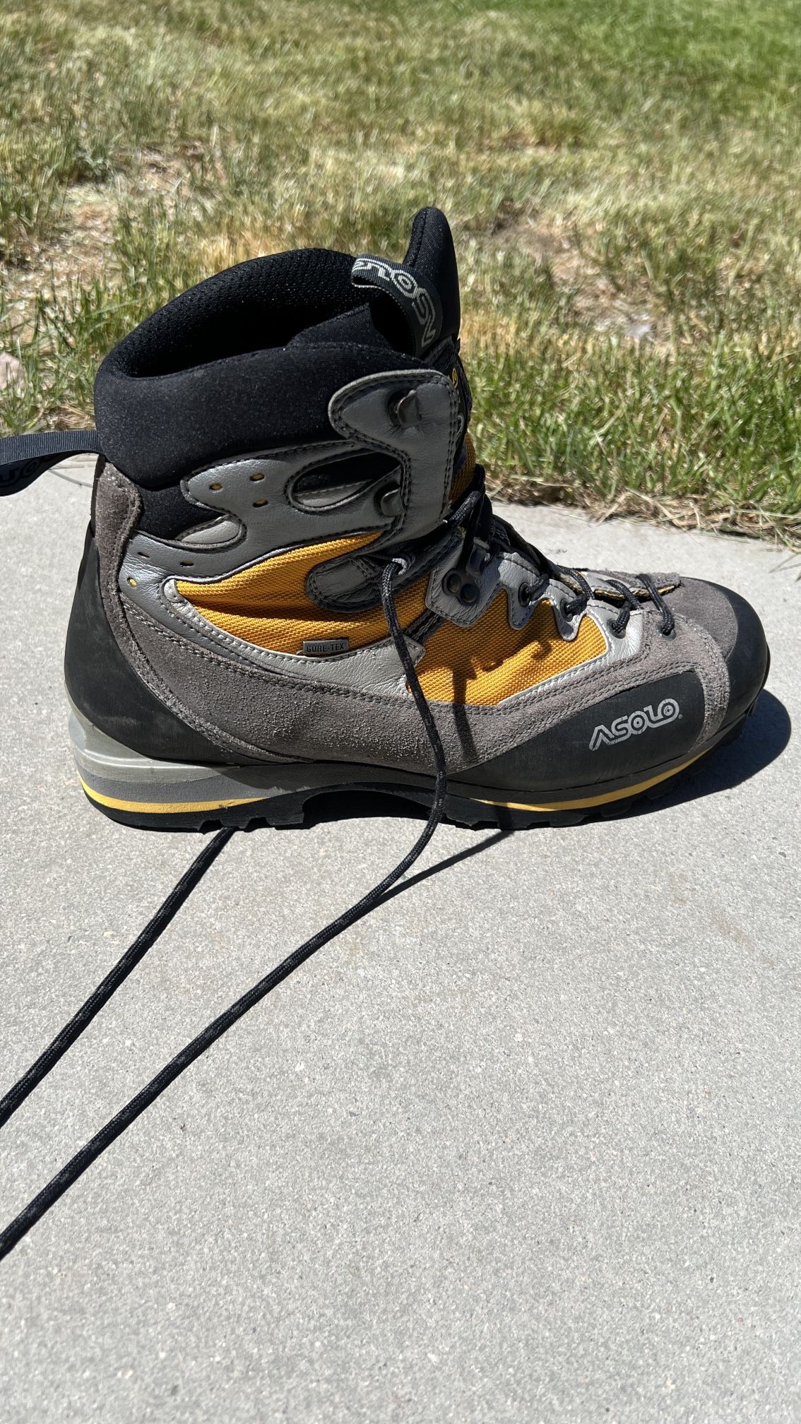 Asolo Mountaineering Boots