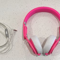 Beats By Dr. Dre Mixr Neon Pink