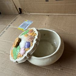 Vintage Ceramic Kitchen & Decorative Items Lot