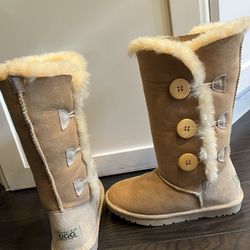 Brand New UGG Boots Size 6