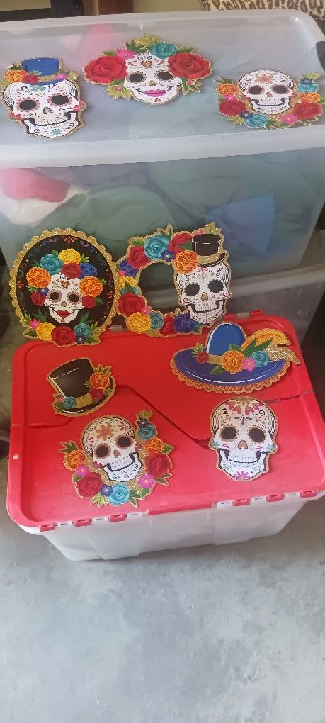 Halloween  Decorations  